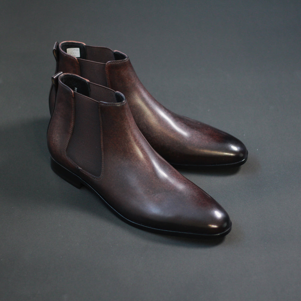 手染め「千手染(パティーヌ)」のサイドゴア革靴