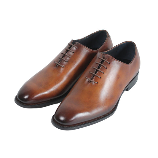 手染め「千手染(パティーヌ)」のホールカット革靴