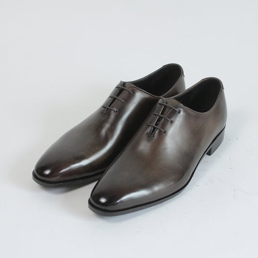 手染め「千手染（パティーヌ）」のホールカット革靴